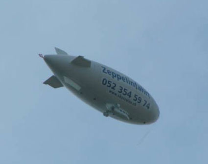 Zeppelin über Meerane 2004